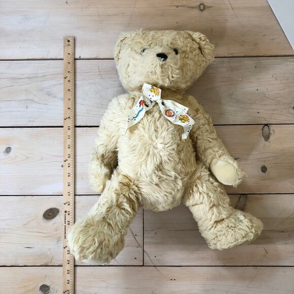 FAO Schwarz Vintage 1990s Yellow Bear with Ribbon 24" - Picture 2 of 7